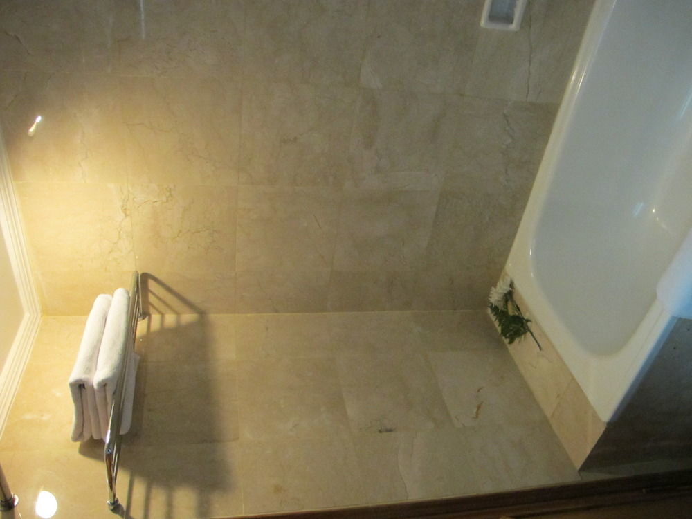 Hotel Mutiara Malioboro Jogyakarta Zewnętrze zdjęcie