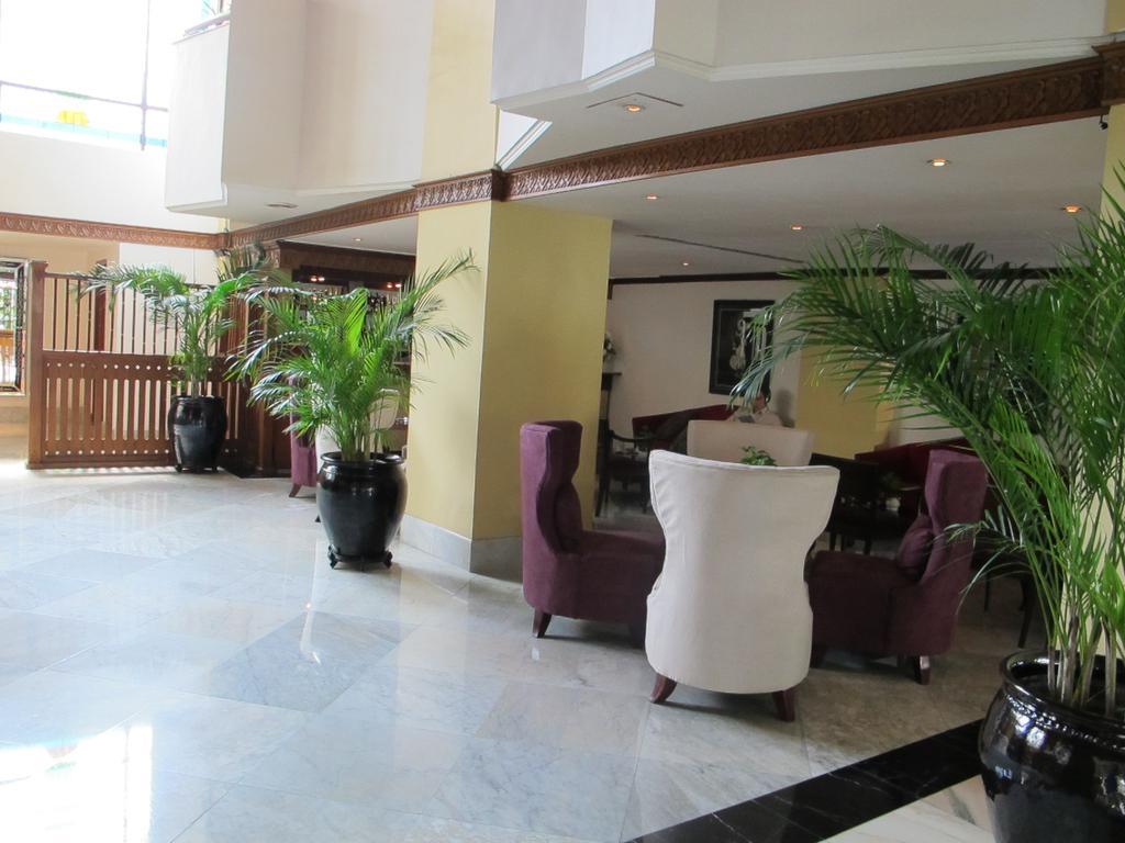 Hotel Mutiara Malioboro Jogyakarta Zewnętrze zdjęcie